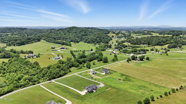 313 Treadway Trl, House other with 3 bedrooms, 3 bathrooms and null parking in Jonesborough TN | Image 66