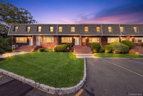 42 Gladys Dr, Spring Valley, NY, 10977-6025 | Card Image