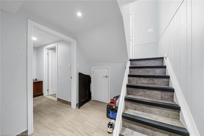 8 Shynal Ave, House other with 4 bedrooms, 2 bathrooms and 6 parking in Hamilton ON | Image 26