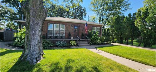 1637 Broadlawn Ave, Davenport, IA, 52803-3506 | Card Image