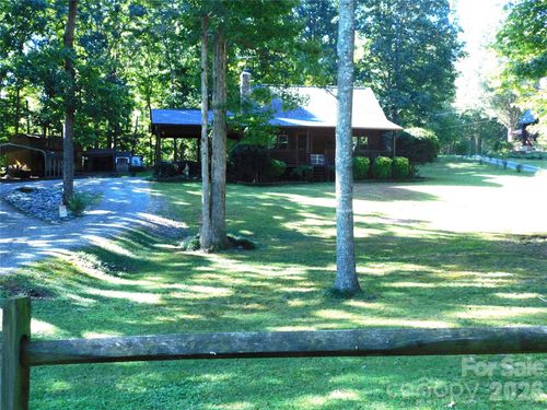 306 Chickasaw Trl, Maiden, NC, 28650-9528 | Card Image