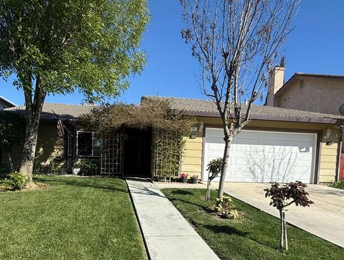 558 Cedarwood Ct, Los Banos, CA, 93635 | Card Image
