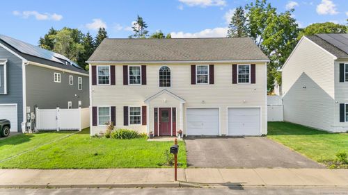 20 Society Hill Rd, Waterbury, CT, 06704-1581 | Card Image