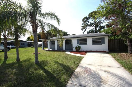 141 W Connecticut Ave, Edgewater, FL, 32132-2241 | Card Image