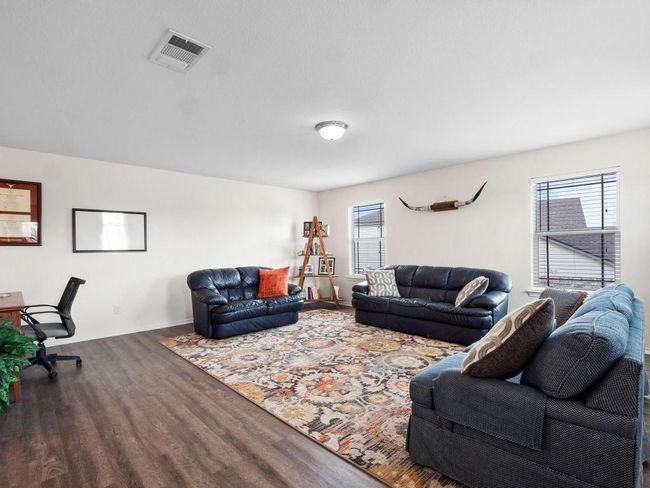 705 Autumn Sage Way, House other with 5 bedrooms, 3 bathrooms and 4 parking in Pflugerville TX | Image 19