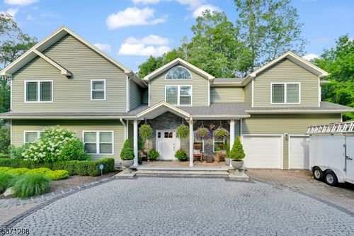 224 Wawayanda Rd, HIGHLAND LAKES, NJ, 07422-1710 | Card Image
