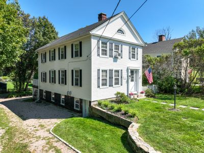 1446 Pequot Trail, House other with 3 bedrooms, 2 bathrooms and 4 parking in Stonington CT | Image 3