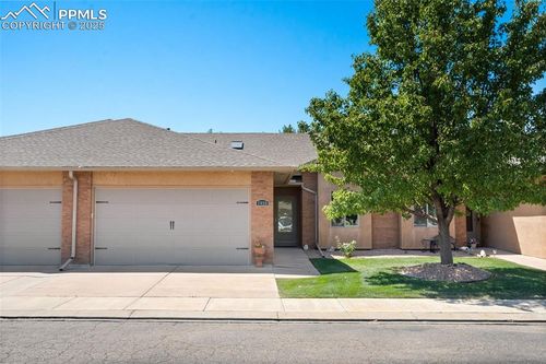 1910 Lynda Ln, Pueblo, CO, 81008-1385 | Card Image