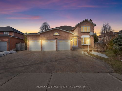 2227 Rodick Rd, Markham, ON, L6C1R3 | Card Image