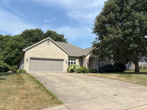 893 S Oakland Ave, Forsyth, IL, 62535-9628 | Card Image