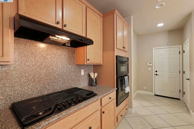 2961 Clear Point Way, House other with 2 bedrooms, 2 bathrooms and 2 parking in Manteca CA | Image 13