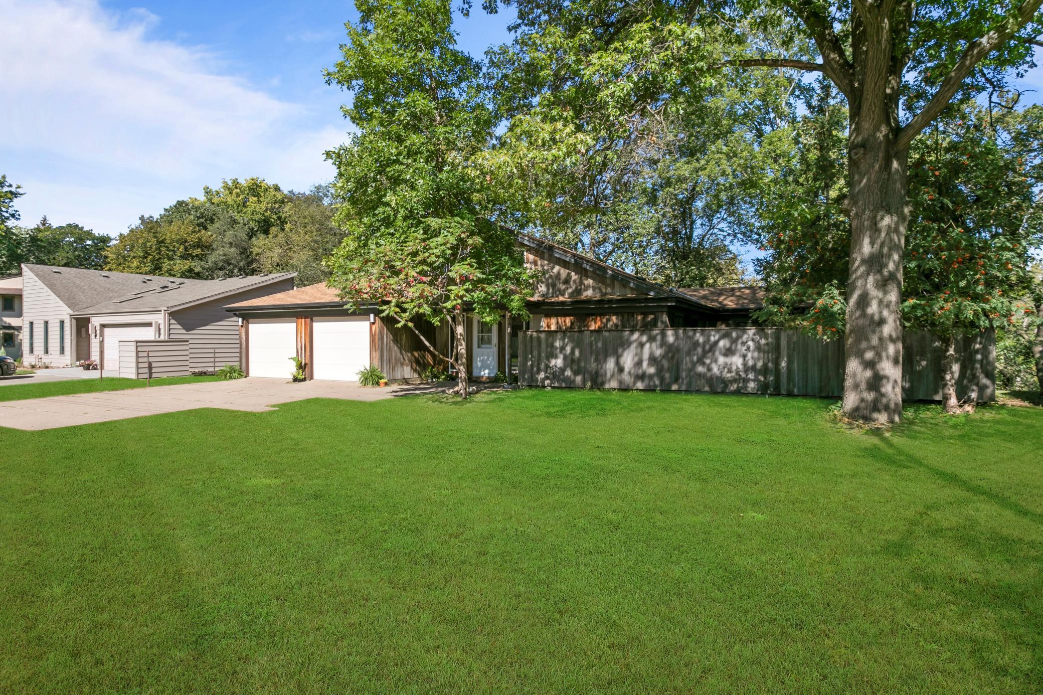 Rice Creek Ter, Saint Paul, MN 55112