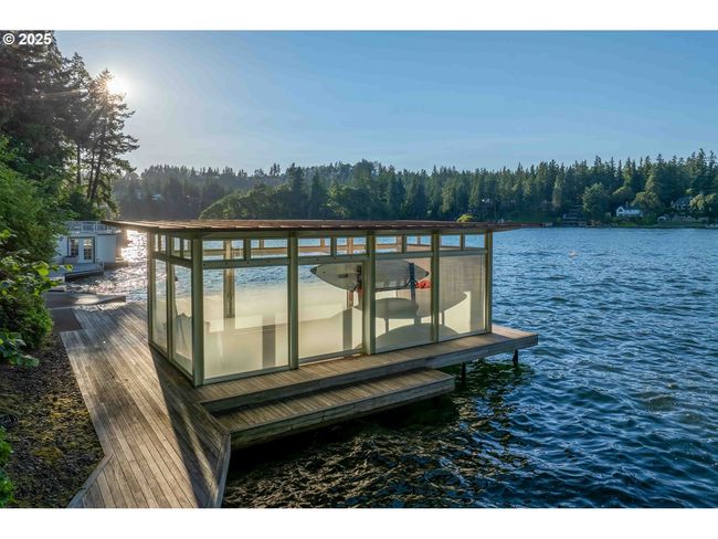 693 Terrace Dr, House other with 4 bedrooms, 4 bathrooms and 5 parking in Lake Oswego OR | Image 6