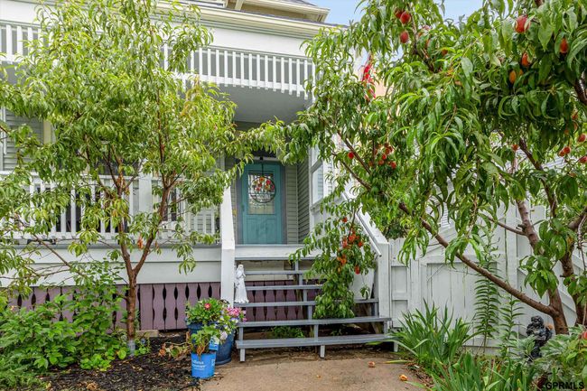 1516 S 29 Th St, House other with 4 bedrooms, 3 bathrooms and 5 parking in Omaha NE | Image 4