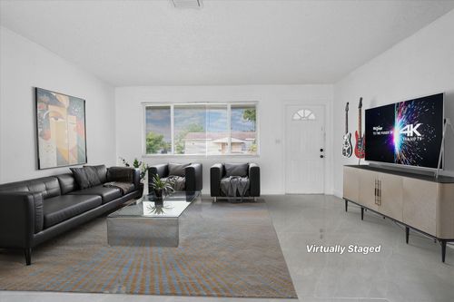7491 Hope St, Hollywood, FL, 33024-2717 | Card Image