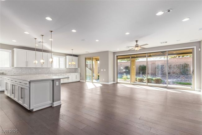 8797 Pinley Spring St, House other with 5 bedrooms, 4 bathrooms and null parking in Las Vegas NV | Image 5