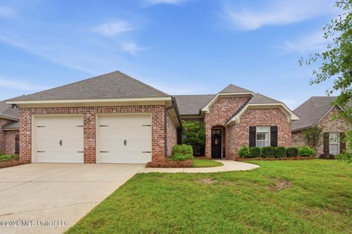 242 Stonebridge Blvd, Brandon, MS, 39042-6062 | Card Image