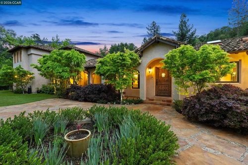 80 Rheem Blvd, Orinda, CA, 94563-3664 | Card Image