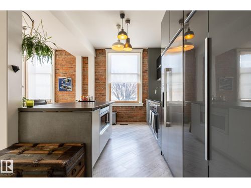 203-10141 95 St Nw, Edmonton, AB, T5H2A8 | Card Image