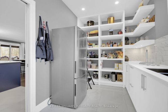 139 St Thomas Rd, House other with 6 bedrooms, 4 bathrooms and 11 parking in Vars ON | Image 18