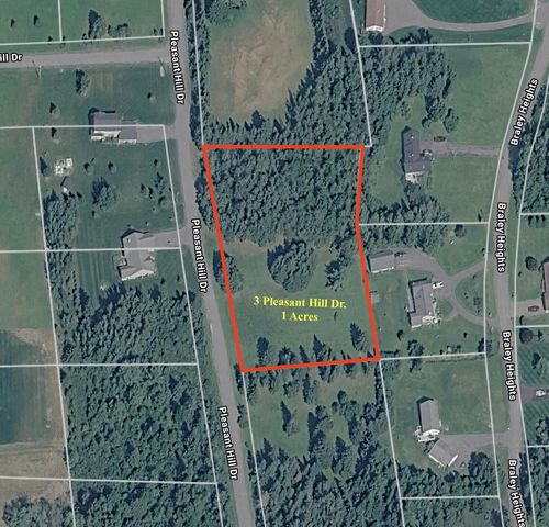 3 Pleasant Hill Dr, Mapleton, ME, 04757-4544 | Card Image