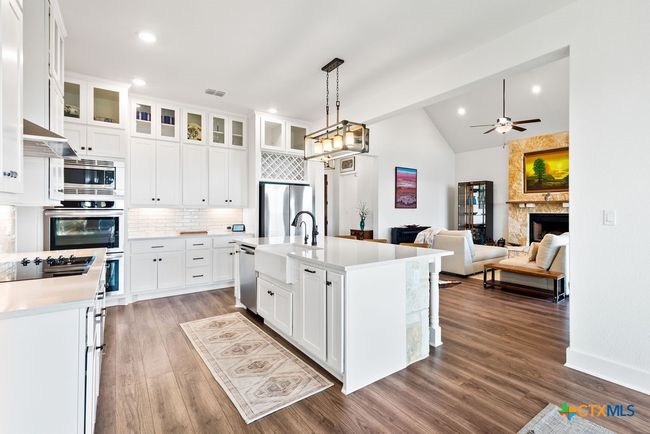 213 Lets Roll Dr, House other with 4 bedrooms, 3 bathrooms and null parking in Fischer TX | Image 19