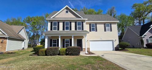 3648 Thornbrook Dr, Greenville, NC, 27834-7089 | Card Image