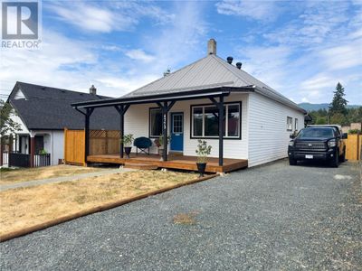 4723 Lathom Rd, House other with 5 bedrooms, 2 bathrooms and 6 parking in Port Alberni BC | Image 1