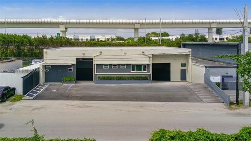 3155 Nw 40th St, Miami, FL, 33142-5109 | Card Image