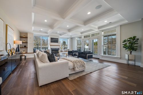 47-66 High St, Guilford, CT, 06437-3499 | Card Image