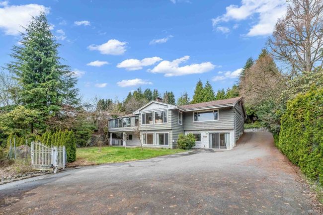 1181 Chartwell Drive, House other with 7 bedrooms, 4 bathrooms and 6 parking in West Vancouver BC | Image 1