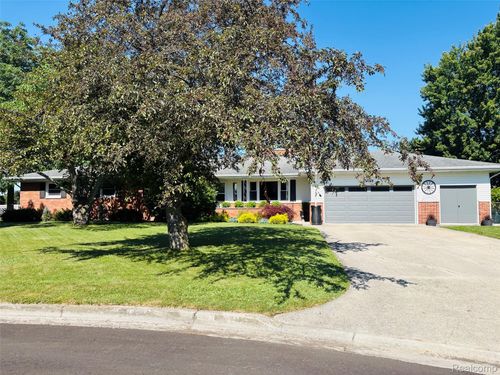 4108 Allen Ct, Bay City, MI, 48706-2452 | Card Image