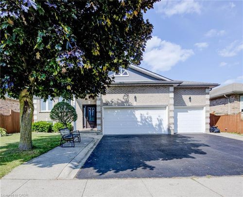 258 Saginaw Pky, Cambridge, ON, N1T1R7 | Card Image