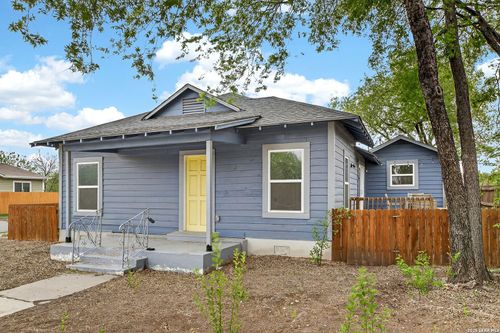 1035 San Francisco, San Antonio, TX, 78201-4635 | Card Image
