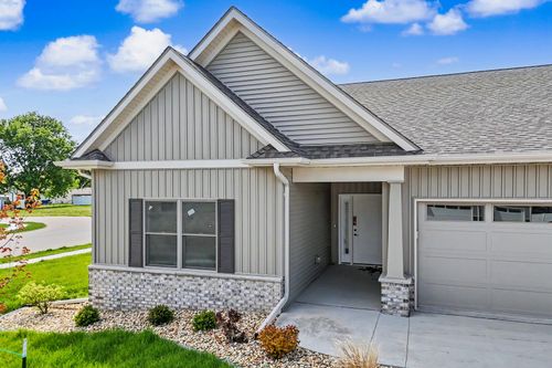 608 Kevin Road, Blue Grass, IA, 52726 | Card Image