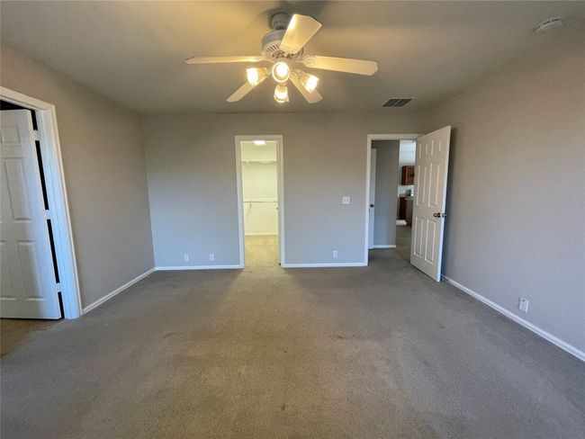 208 Spruce Dr, House other with 4 bedrooms, 2 bathrooms and 2 parking in Kyle TX | Image 13