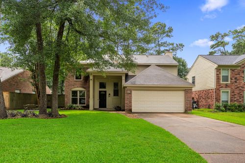 27 W Stony Bridge Ct, The Woodlands, TX, 77381-4423 | Card Image