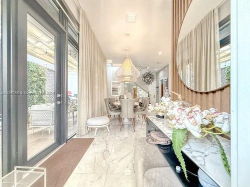 4761 Nw 85th Ave, Doral, FL, 33166-5653 | Card Image