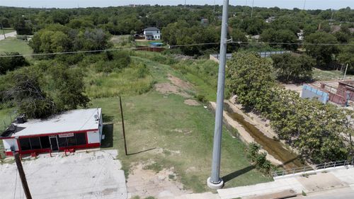 5417 Ramey Ave, Fort Worth, TX, 76105-3829 | Card Image