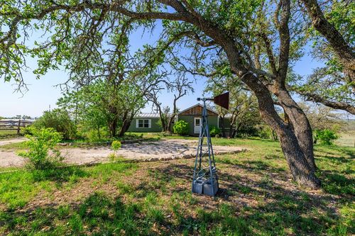 453 Reeves Ln, Harper, TX, 78631 | Card Image