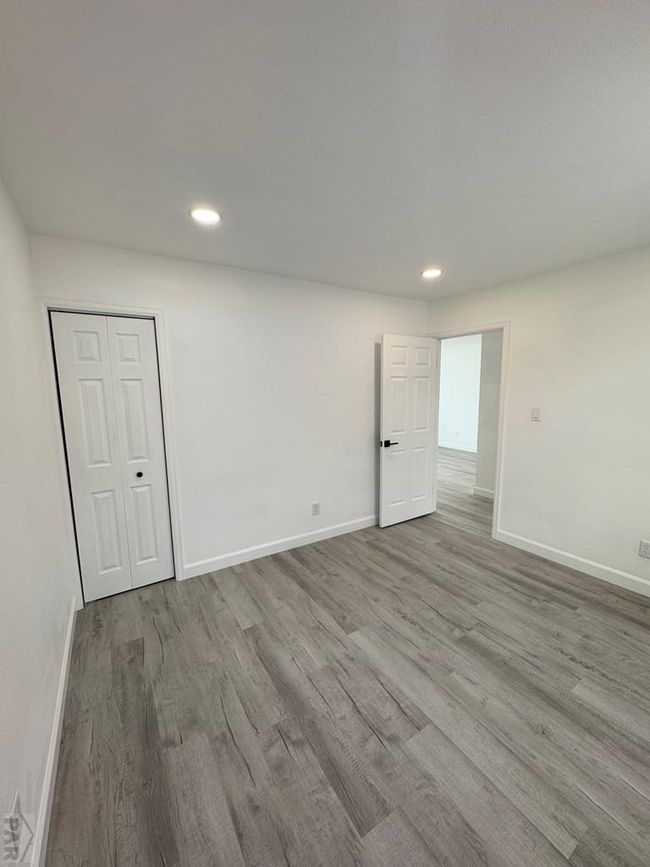 Main Level Bedroom #1 | Image 19