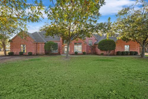 1252 Orchard Lane, Ennis, TX, 75119 | Card Image