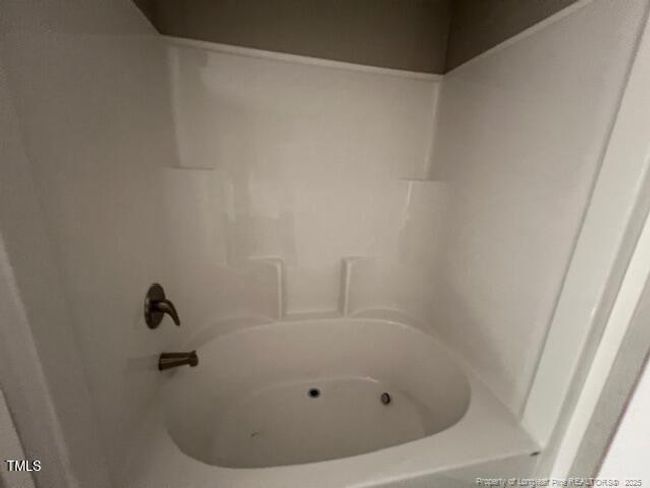 Photo 8 | Image 8