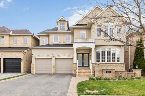 3301 Skipton Lane, Oakville, ON, L6M0K2 | Card Image