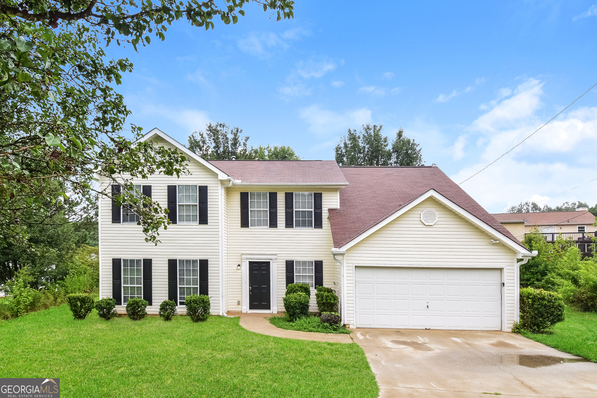 Forest Creek Ln, Lithonia, GA 30038