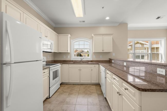 UNIT-301 - 117 S Shore Blvd, Condo with 3 bedrooms, 2 bathrooms and null parking in Longs SC | Image 15