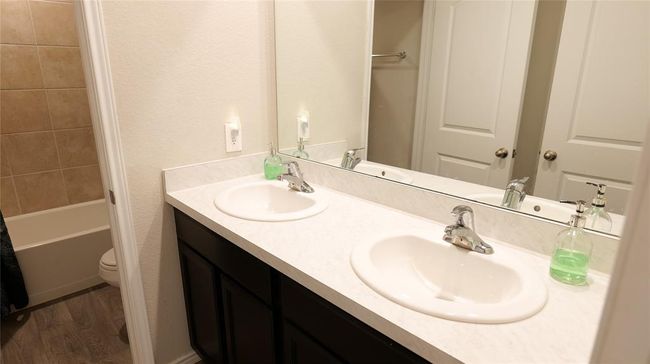 40607 Creekside Bluff Trl, House other with 4 bedrooms, 3 bathrooms and 2 parking in Magnolia TX | Image 25