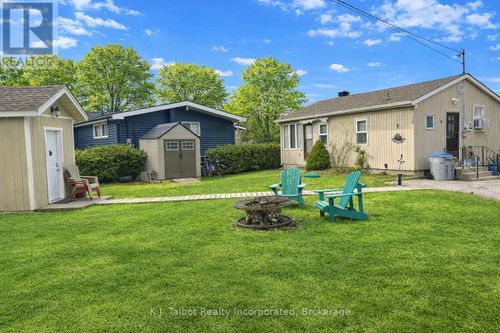 9 Ravine Park Rd N, Goderich, ON, N7A3X8 | Card Image