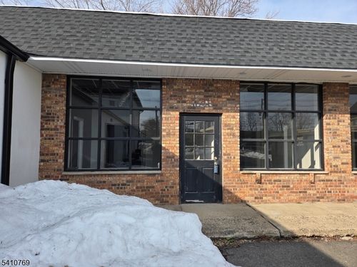 246 North Ave, Garwood, NJ, 07027-1152 | Card Image