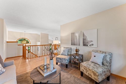 9457 Hames Ave S, Cottage Grove, MN, 55016-3842 | Card Image